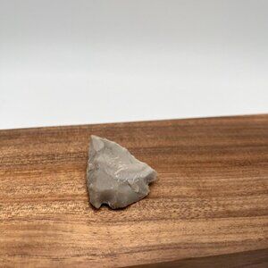 Authentic Modern Repro of North American Corner Notch Grey Stone Arrowhead